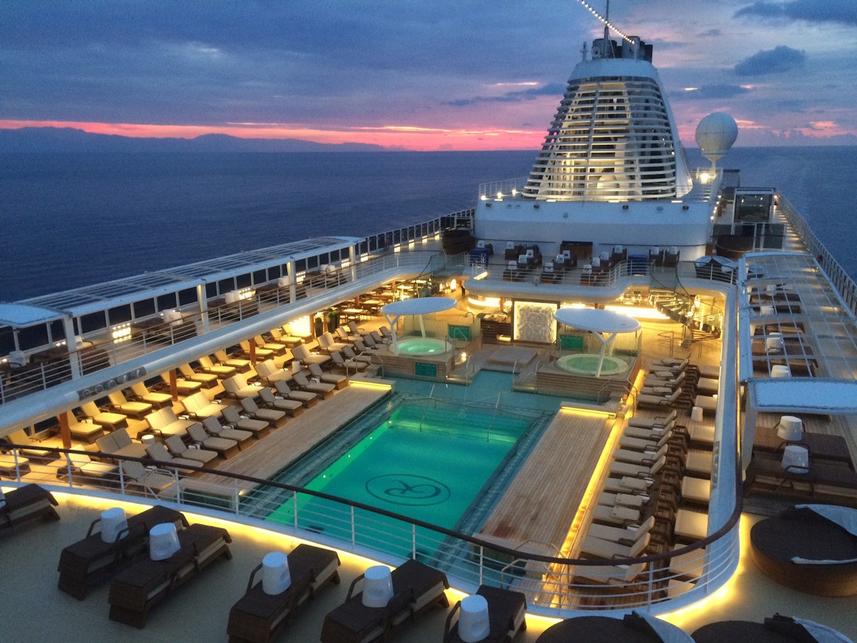seven seas cruise ship prices